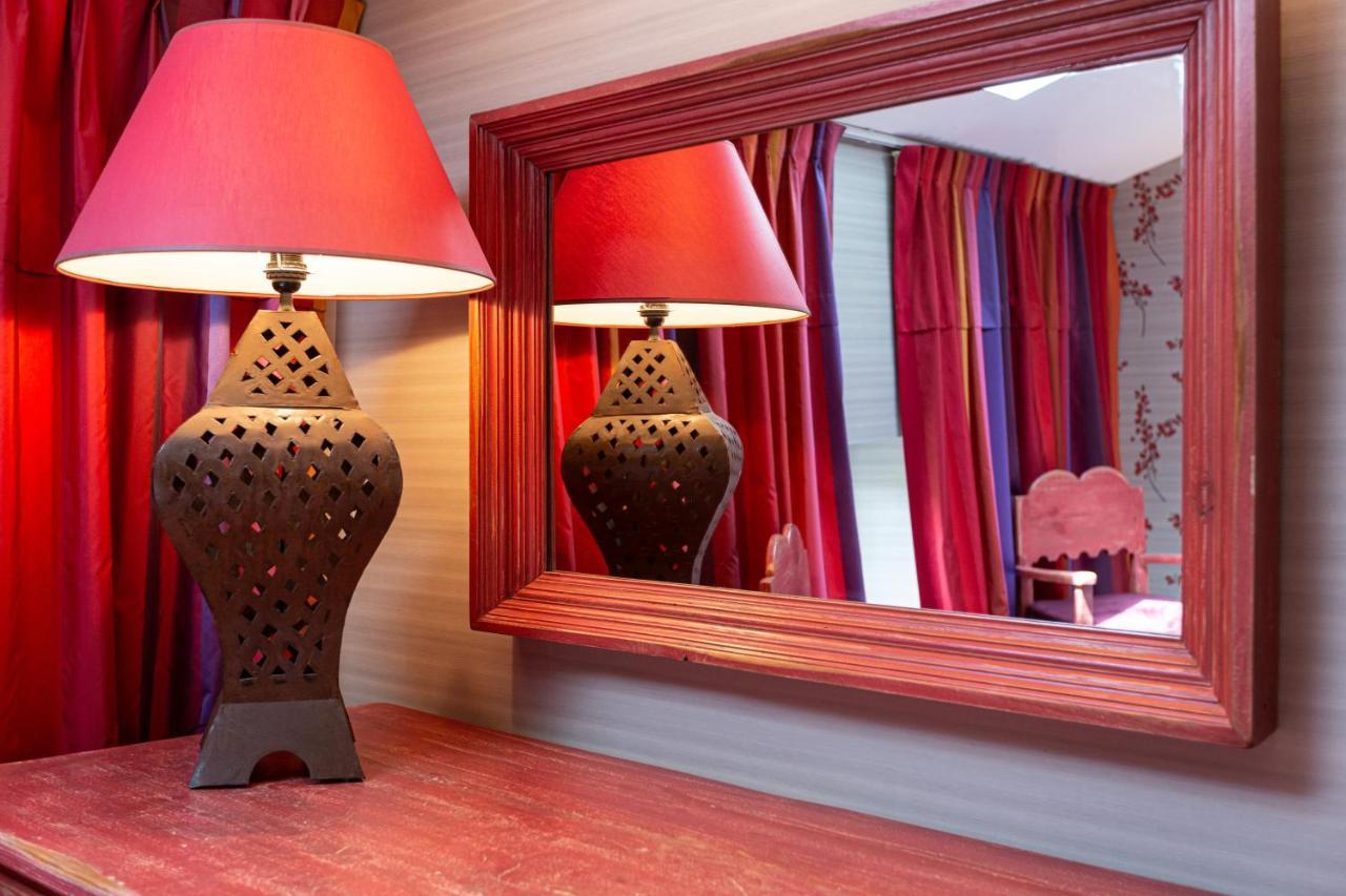 Le Square Hotell Astaffort Exteriör bild