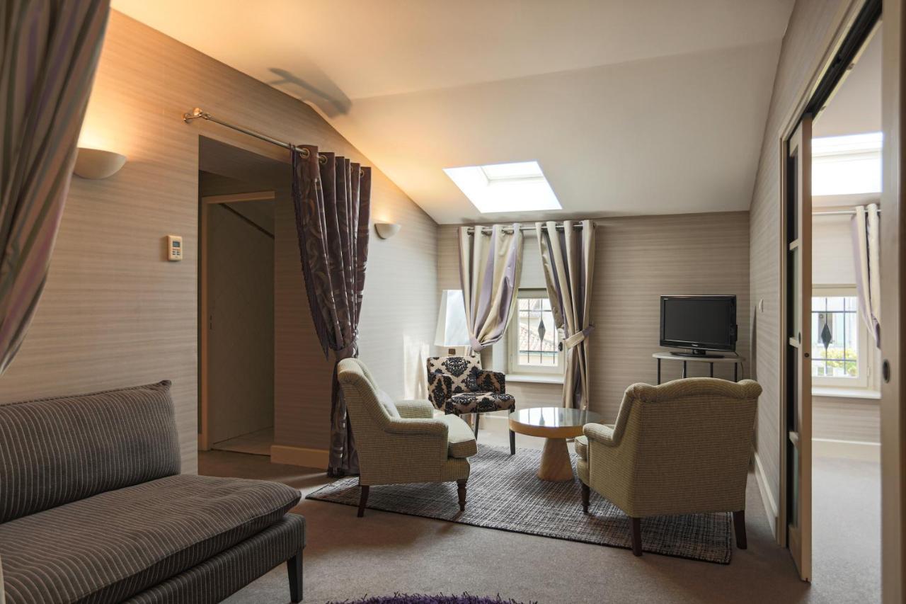 Le Square Hotell Astaffort Exteriör bild