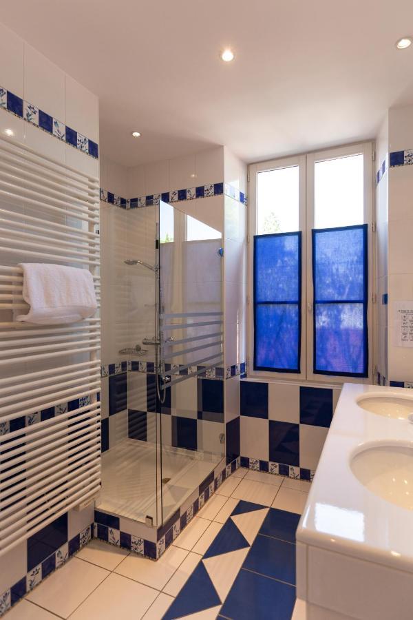 Le Square Hotell Astaffort Exteriör bild